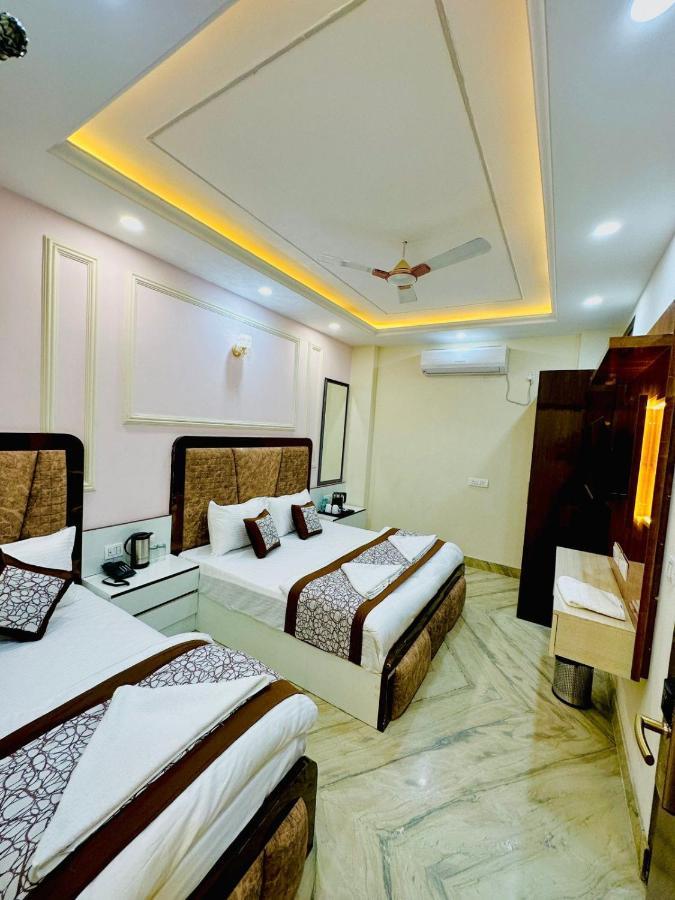 Hotel Samrat Residency 10 Mints Walking Distance Nizamuddin Railway Station New Delhi Exteriör bild