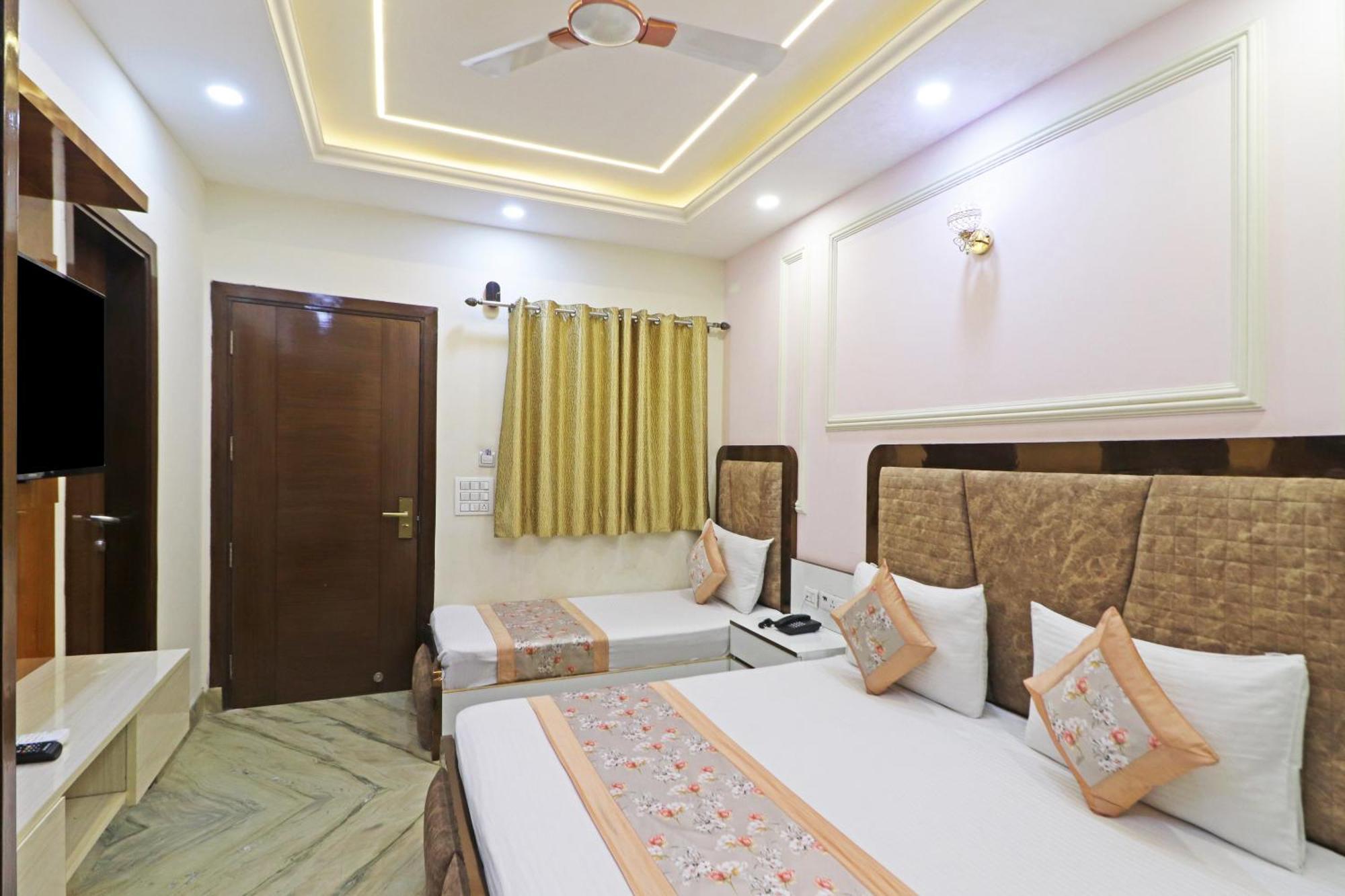 Hotel Samrat Residency 10 Mints Walking Distance Nizamuddin Railway Station New Delhi Exteriör bild