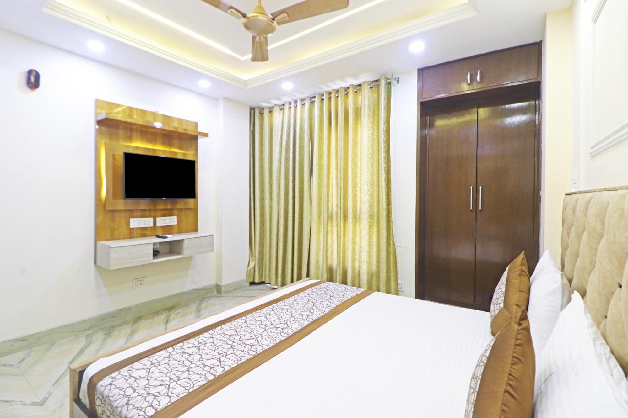 Hotel Samrat Residency 10 Mints Walking Distance Nizamuddin Railway Station New Delhi Exteriör bild