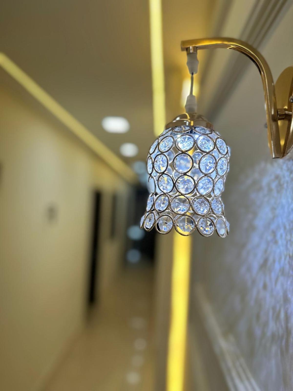 Hotel Samrat Residency 10 Mints Walking Distance Nizamuddin Railway Station New Delhi Exteriör bild